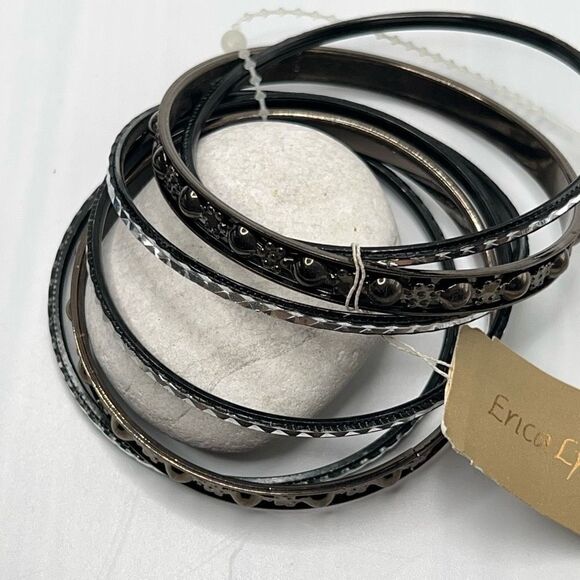 Erica Lyons Fashion Bracelet - Picture 4 of 5